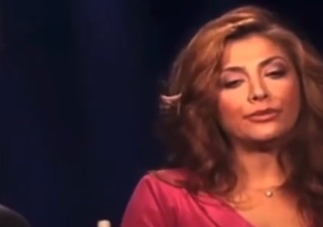 ساعت داره تیک تیکش میگذره