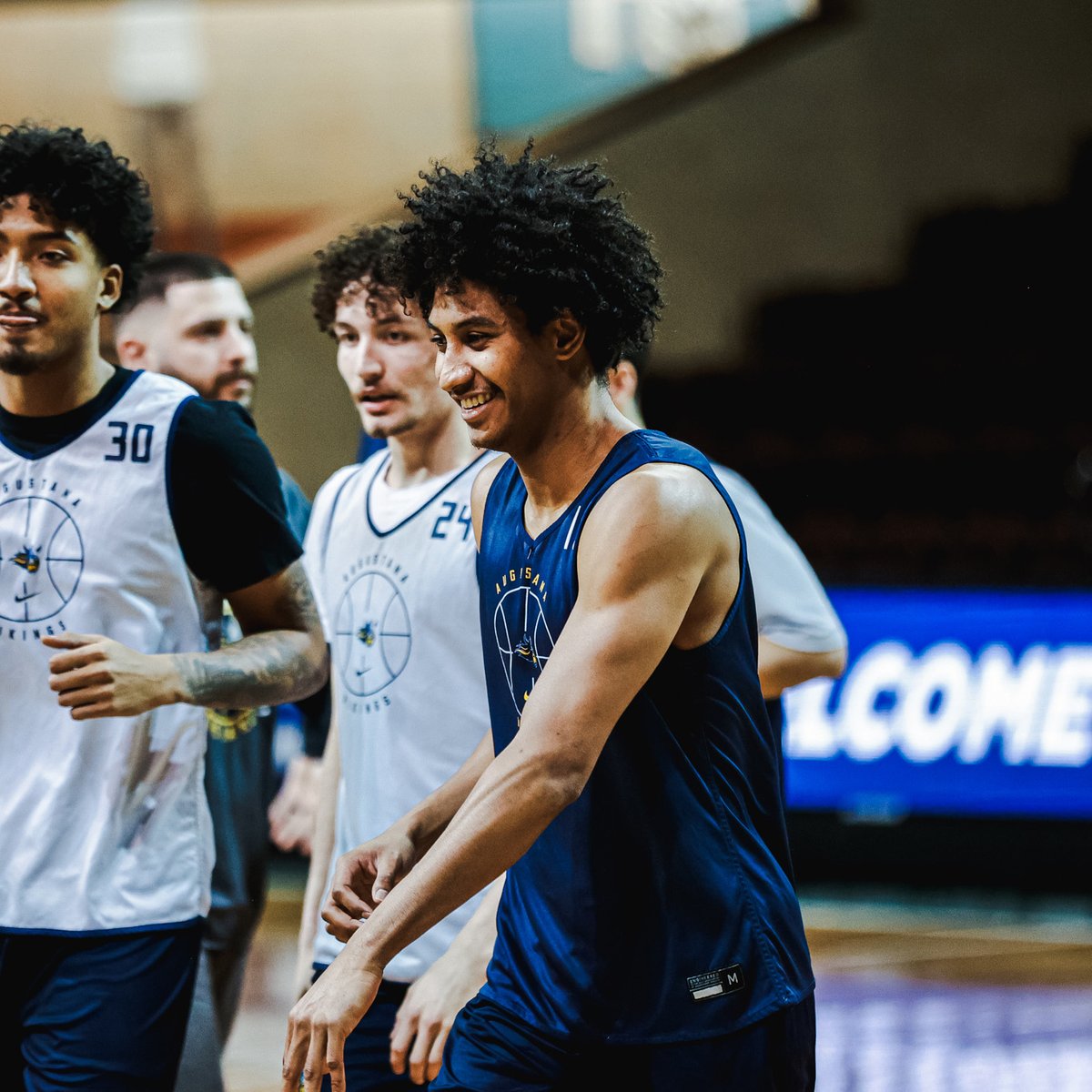 Augustana University Men's Basketball tweet media