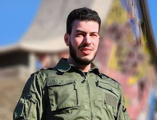 لا صحة للأخبار التى تتحدث عن محاولة اغتيال العميد عبد الرحمن الدباغ
#يمان_السيد #دمشق #استنفار #عبد_الرحمن_الدباغ