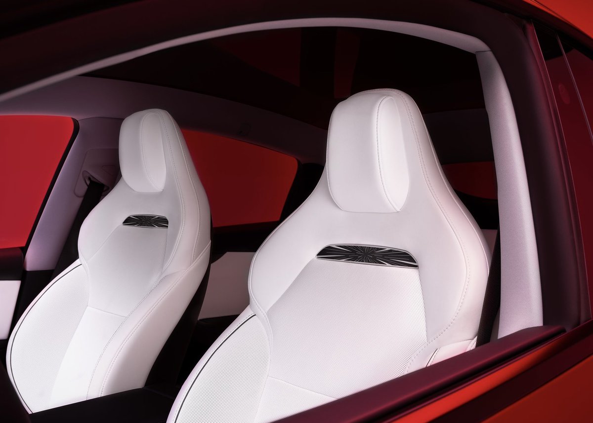 AutoDinámico tweet media