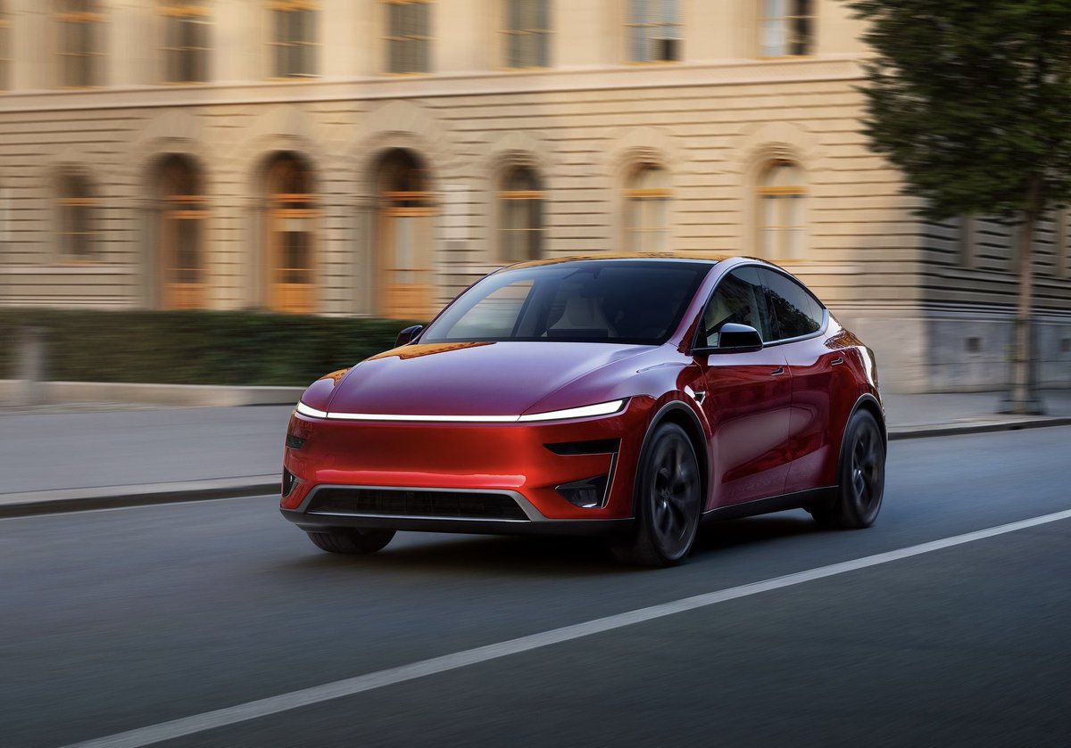 AutoDinámico tweet media