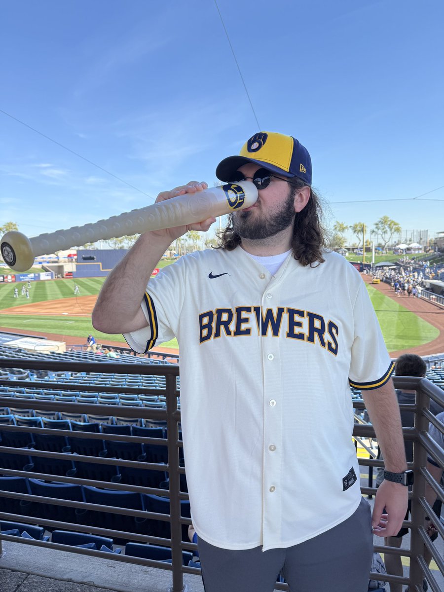 x - Luke tweet media