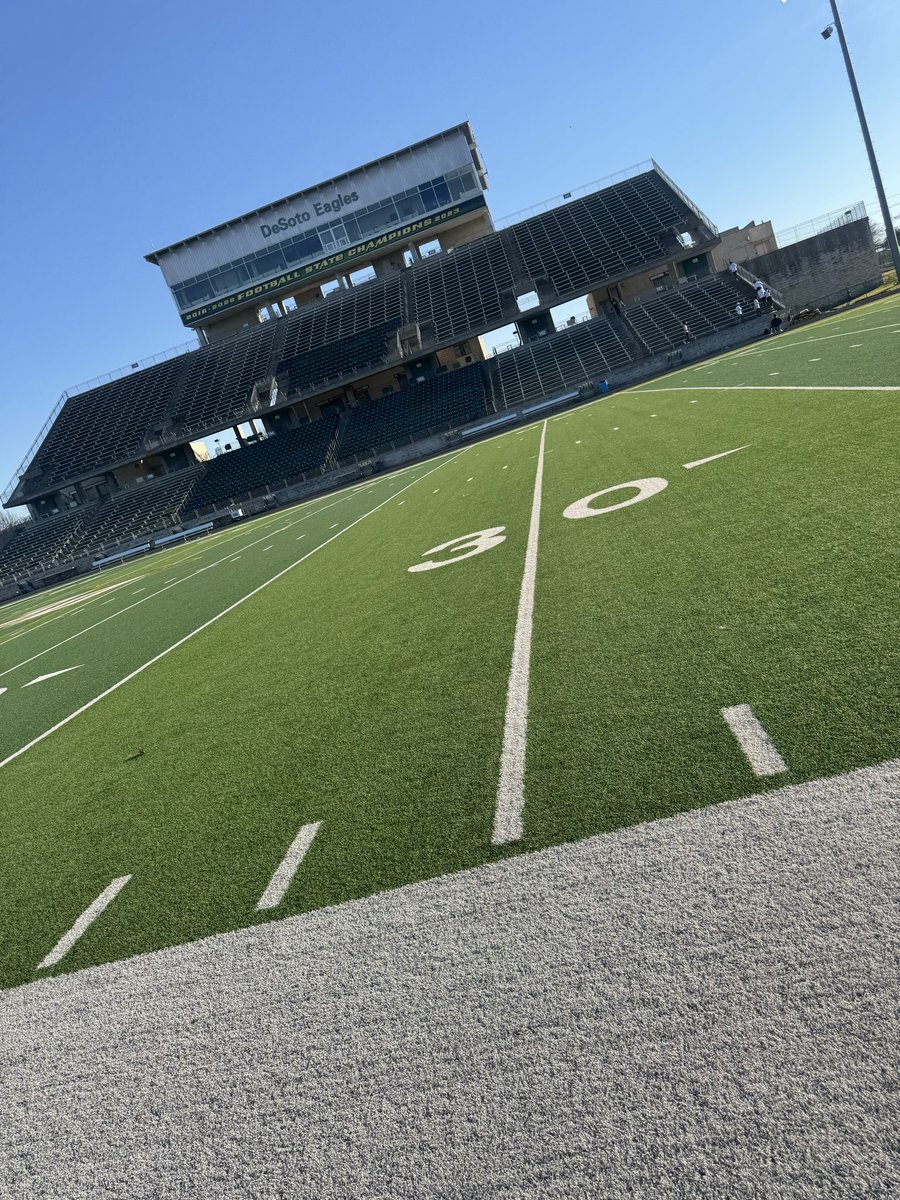 Coach CJ tweet media