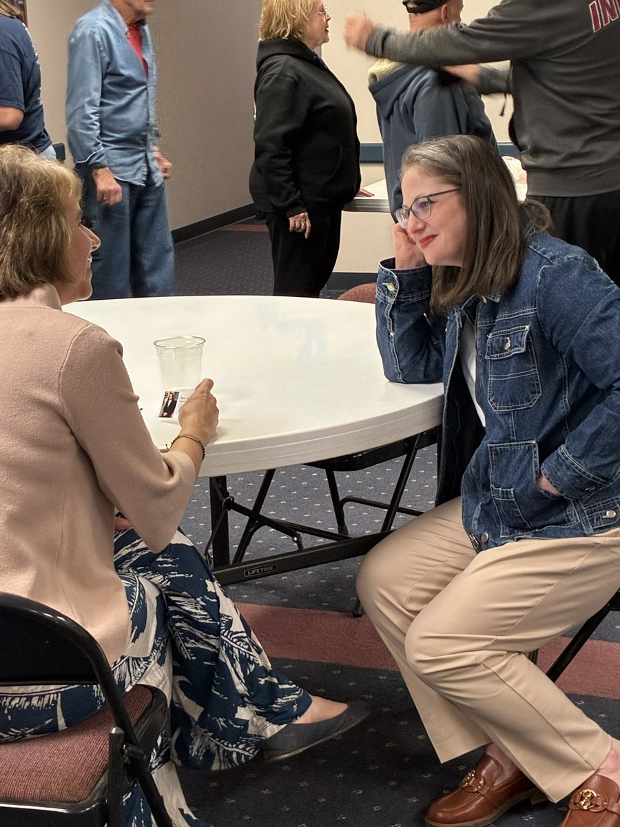 Amy Lore tweet media