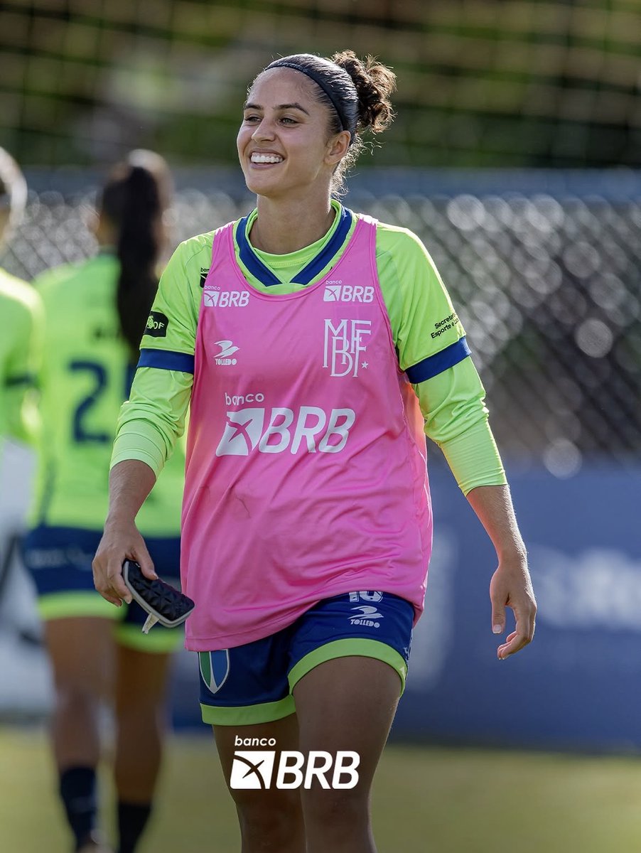 Coloque o sorriso no rosto, encha o peito de fé!

📸 @patricyphotography