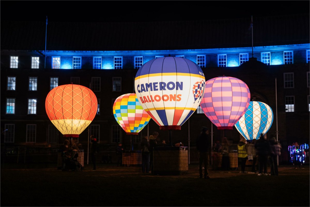 CraigJF's tweet photo. A wander around the Bristol Light Festival this year. @bristol_light https://t.co/KfUtWQ5jBs