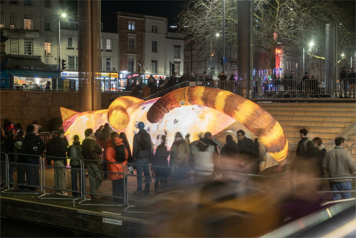 CraigJF's tweet photo. A wander around the Bristol Light Festival this year. @bristol_light https://t.co/KfUtWQ5jBs