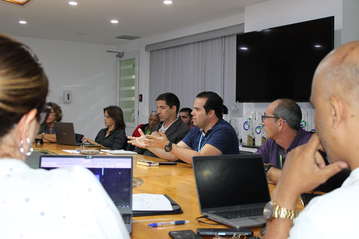 Con la presencia del VP <a href="/SDCarreraBcf/">Santiago Dueñas Carrera</a> y el Director de la <a href="/OSRICuba/">OSRI</a> , <a href="/dperea8707/">Daniel Perea Nuñez</a> realizamos el Balance Anual 2025 de la <a href="/etibiocubafarm1/">etibiocubafarma</a> , en el cual analizamos resultados, deficiencias, retos así como las proyecciones para el 2026. <a href="/BioCubaFarma/">BioCubaFarma</a>