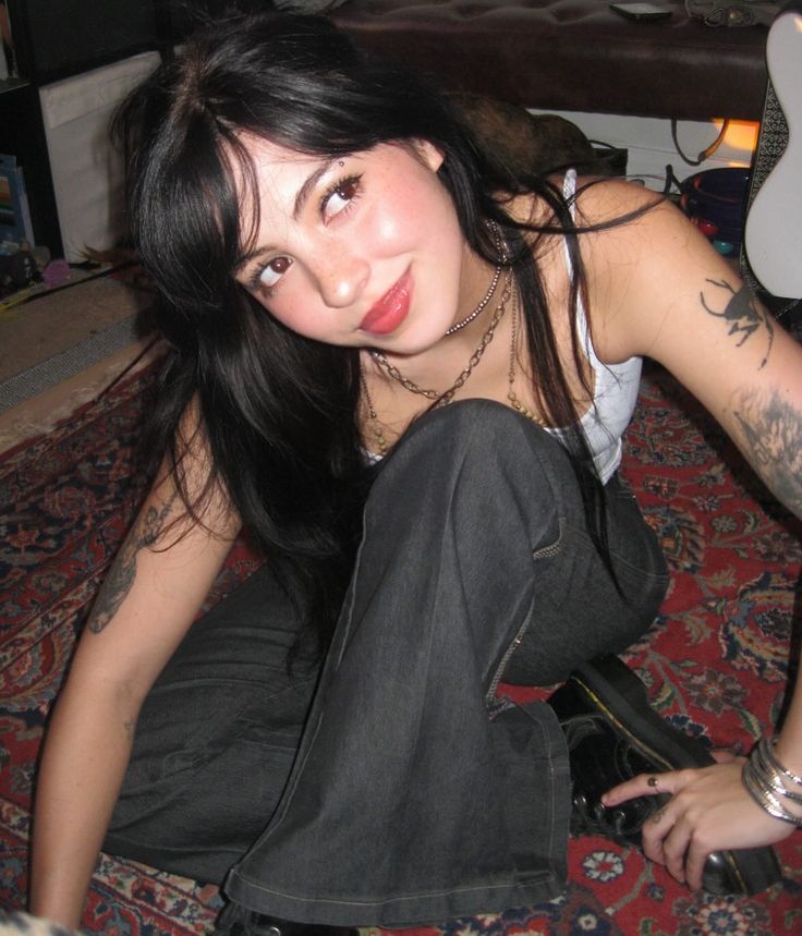 mand 🦇 tweet media