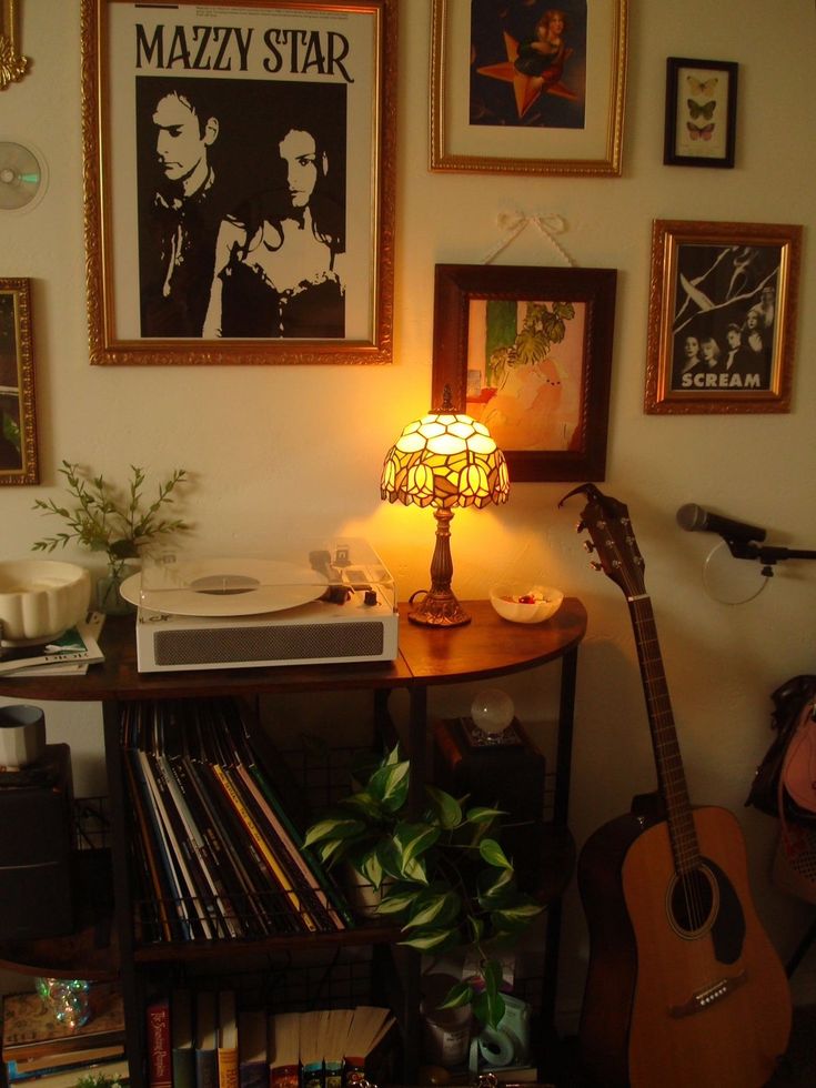 mand 🦇 tweet media