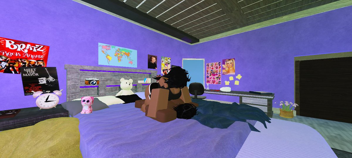 Arin😺 tweet media