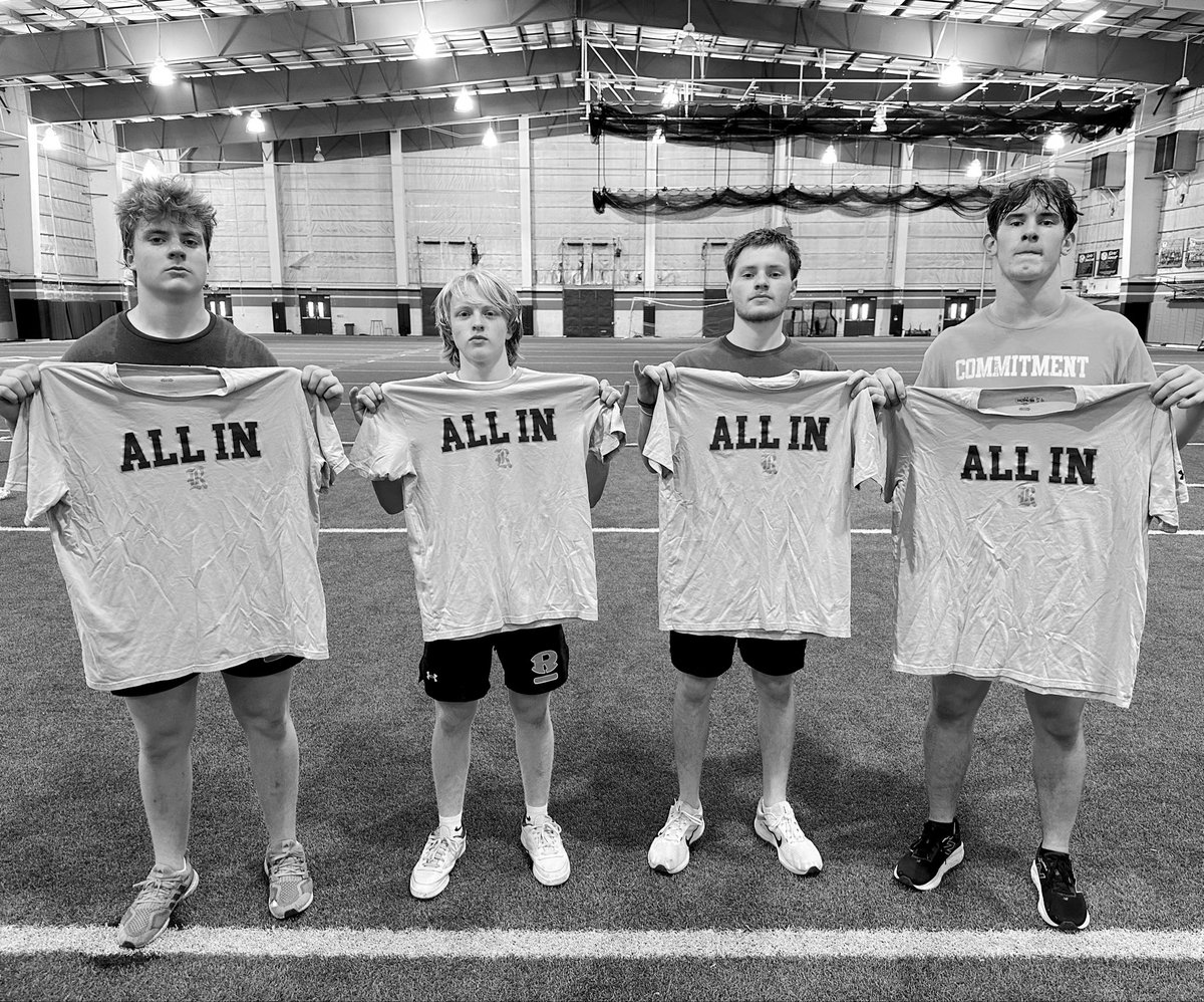 rockwalljfndfb's tweet photo. 🐝🐝🐝 Jackets of the Week 🐝🐝🐝

TE-Cannon Johnson
S-Grant Purnell
QB-Blayne Ryan
LB-Christian Lawyer

#JacketFightNeverDies https://t.co/3TID5Q4fRg