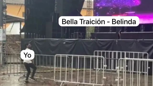 otromexinacomas's tweet photo. Mientras yo viva siempre habrá quien escuche esta joyita de Belinda. #BellaTraicion https://t.co/Ror77jezf1