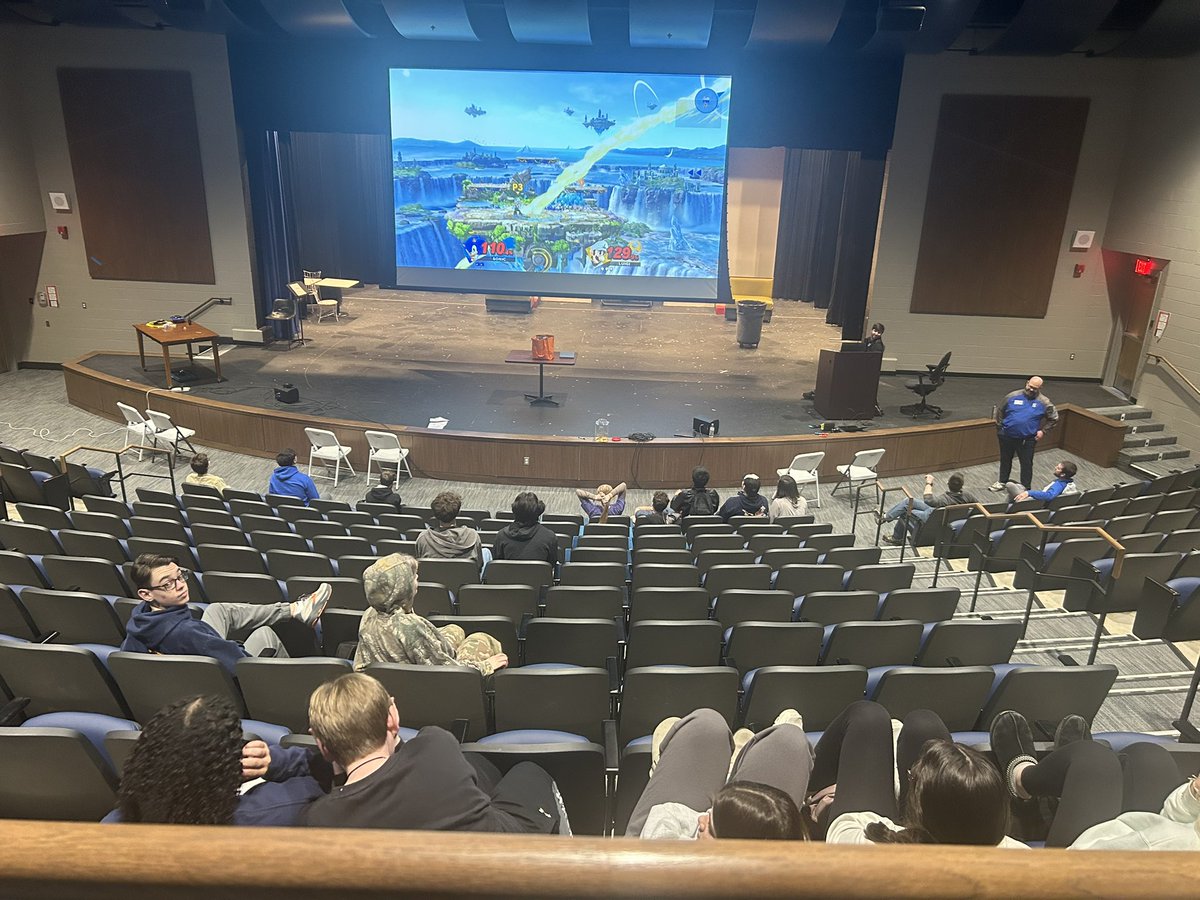 ScottEagles's tweet photo. 2nd trimester incentive day was a blast! What a great way to celebrate the students who consistently demonstrated our PRIDE expectations. 

#EaglesSoarAbove https://t.co/CyrpcnKKLM