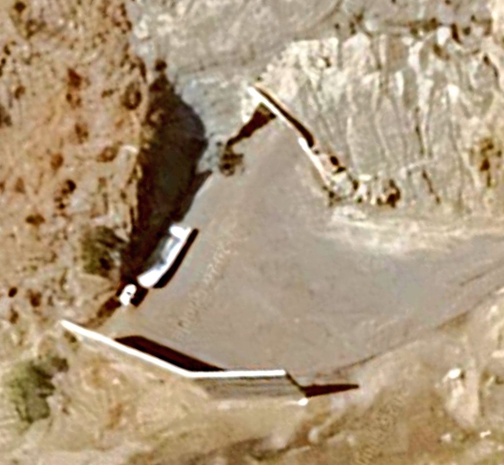 ∆ M ! R | tweet media