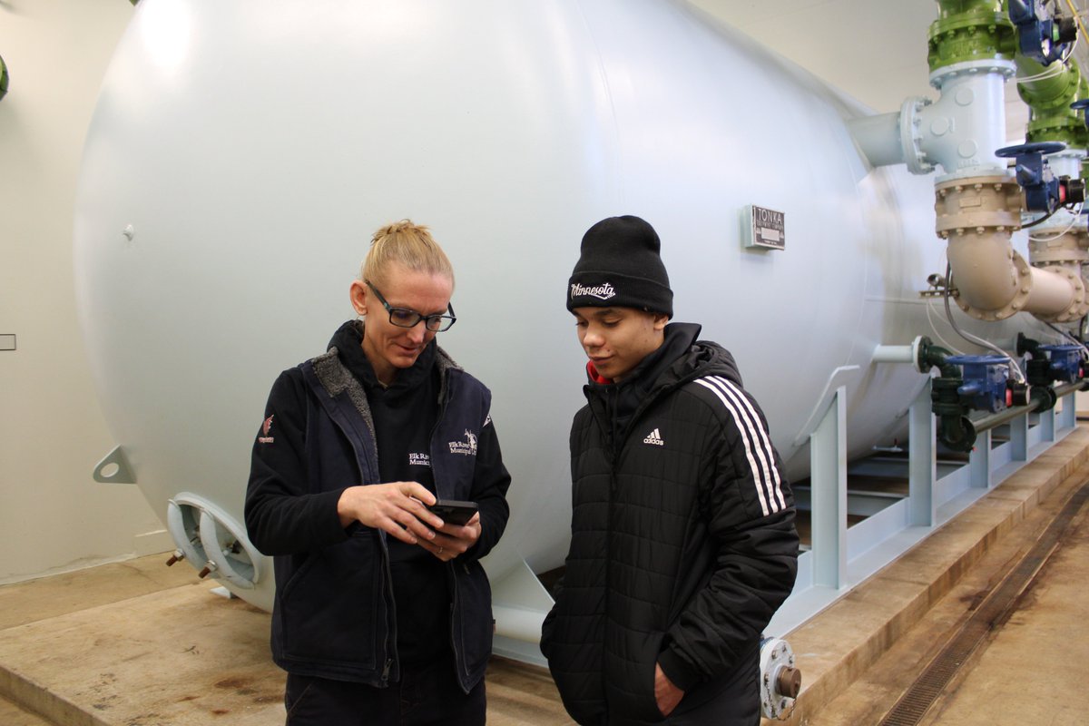 ERMU_MN's tweet photo. On Feb. 26, the #ERMU Water Department welcomed an @ISD728 Zimmerman High School student for a #JobShadowDay. He joined safety training, toured ERMU's wells, and got an up-close look at the Freeport St. water tower. We truly enjoyed having him for the day!
#CareerExploration https://t.co/vHpE4eB8M4