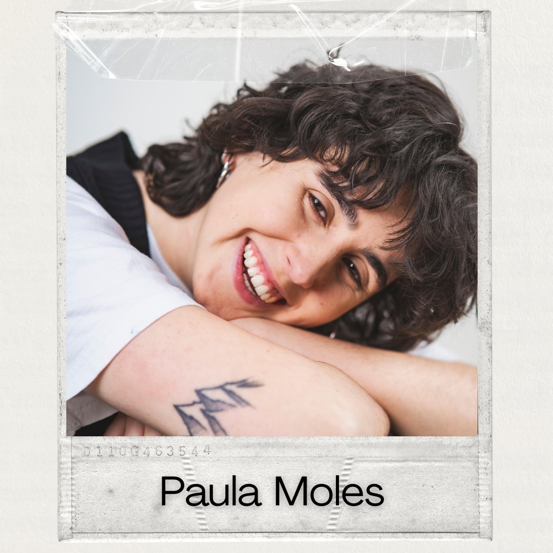 donaenpla's tweet photo. La reusenca Paula Moles és actriu, cantant i psicòloga. ✨
Formada en Psicologia a la URV i actualment estudiant Interpretació en Teatre Musical a l’Institut del Teatre de Barcelona, ha protagonitzat “Lo de Jaume I” amb Al Cel Cia. i forma part de La Fur.
Talent i energia! https://t.co/WqUFmouaLR