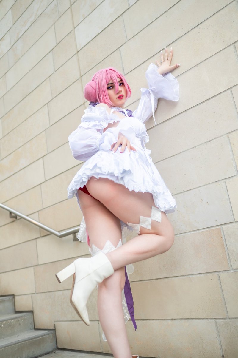 Moonlight__coz's tweet photo. Tell me how cute I look commander..~💕💕
*
{ 📸 @Dazpheron_Png }
{ @NIKKE_en }
*
#dorothy #NIKKE #nikkegoddesofvictory #cosplay #cosplaygirl https://t.co/LryS2UhWSG