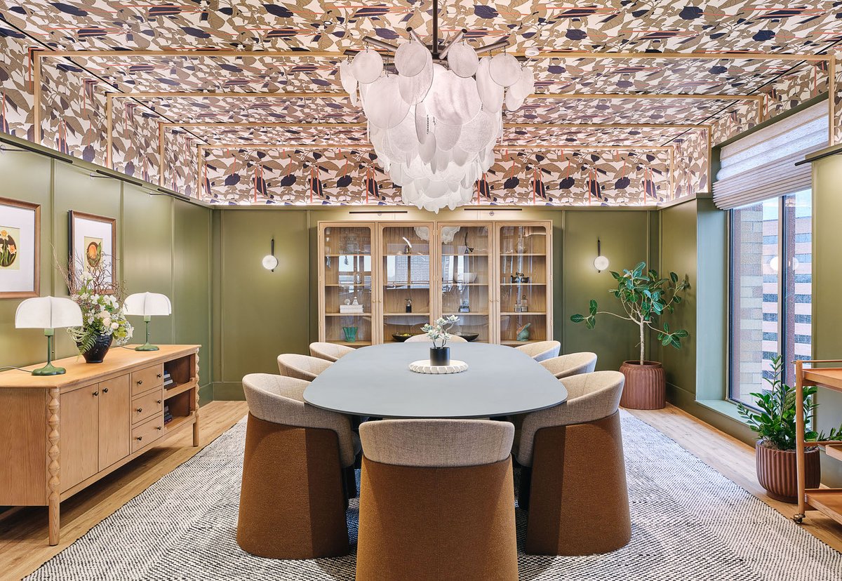 ⚖️ Husch Blackwell Kansas City | Partners by Design 🌿

PBD brought Husch Blackwell’s Kansas City office to life, creating a space that reflects the firm’s hospitality-driven brand and the city’s creative spirit - refined, welcoming, and distinctly local. Congrats, PBD!