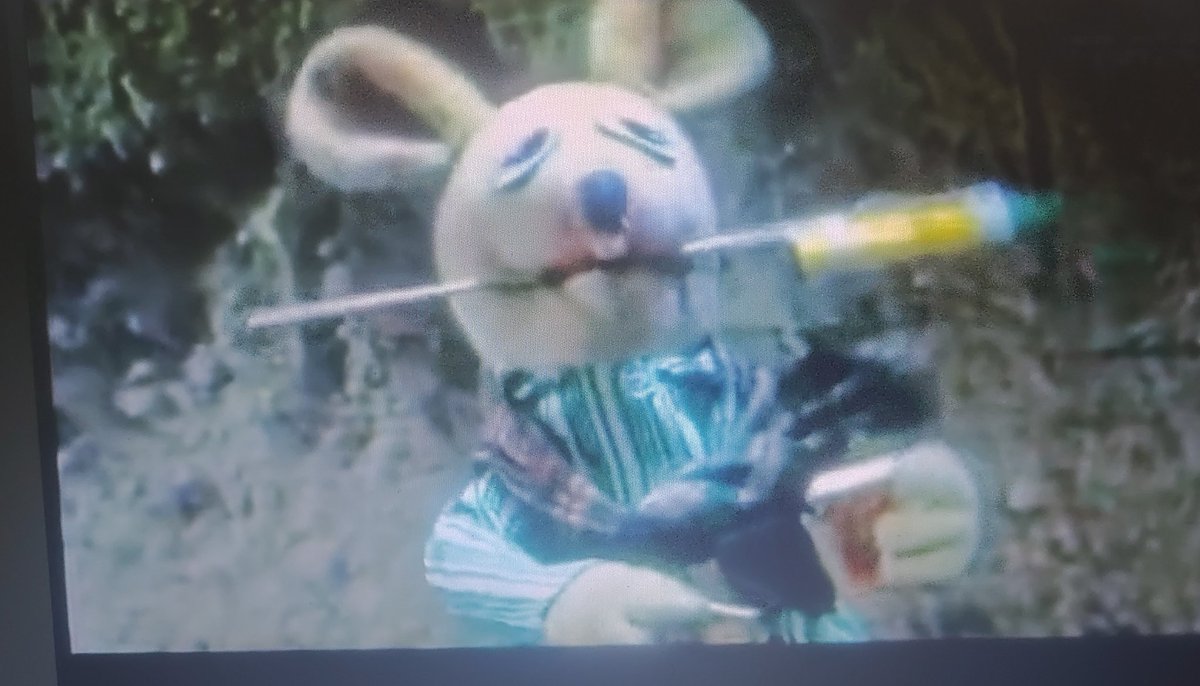 موشعلی و موشک هاش🤣🤣🤣