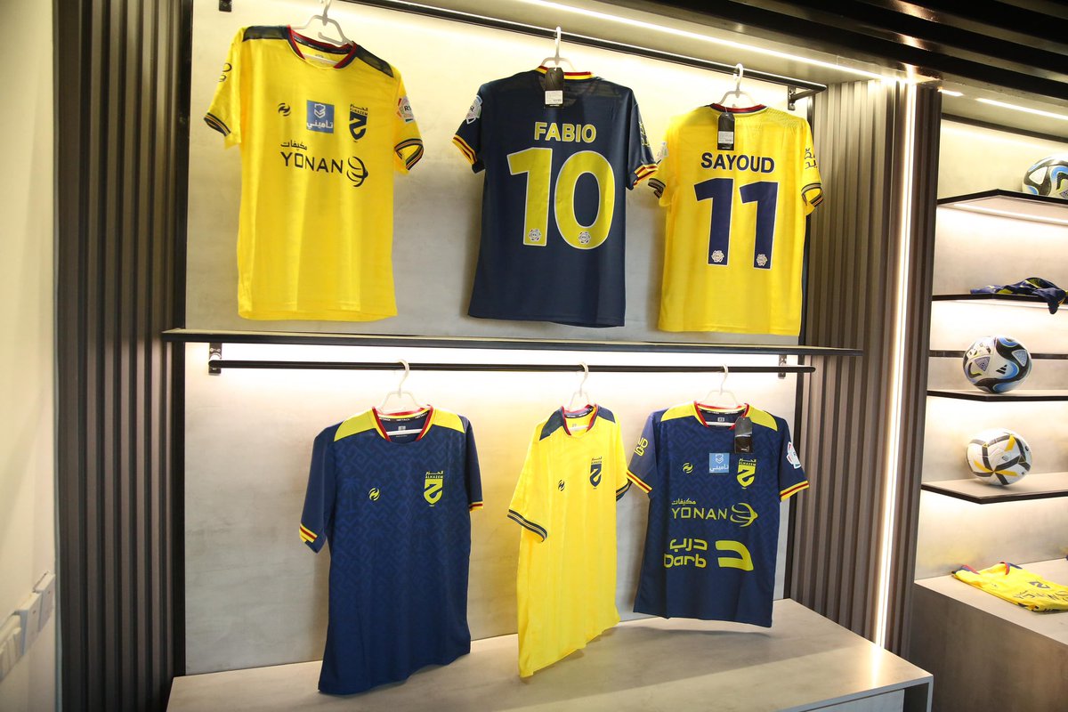 We have completed the drawings and modeling of the jerseys and other products that Al Hazem, one of the Saudi Arabian Pro League teams, will wear in the 2025-2026 season. HATTRICK KSA | <a href="/dlszdesign/">Dalsız Designs</a> 

behance.net/gallery/244929…