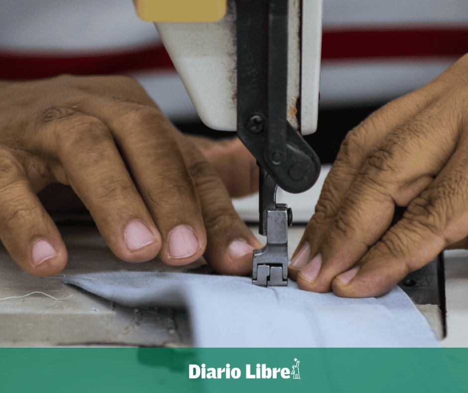 DiarioLibre's tweet photo. 💰 |#EconomíaDL| Textiles dominicanos bajo el DR-Cafta quedan fuera del nuevo arancel del 10 % impuesto por Trump
🔗 https://t.co/MvT4d2rqvh
#DiarioLibre #Impuesto #Trump #Cafta #ActualidadDL https://t.co/34dwYgWp7Y