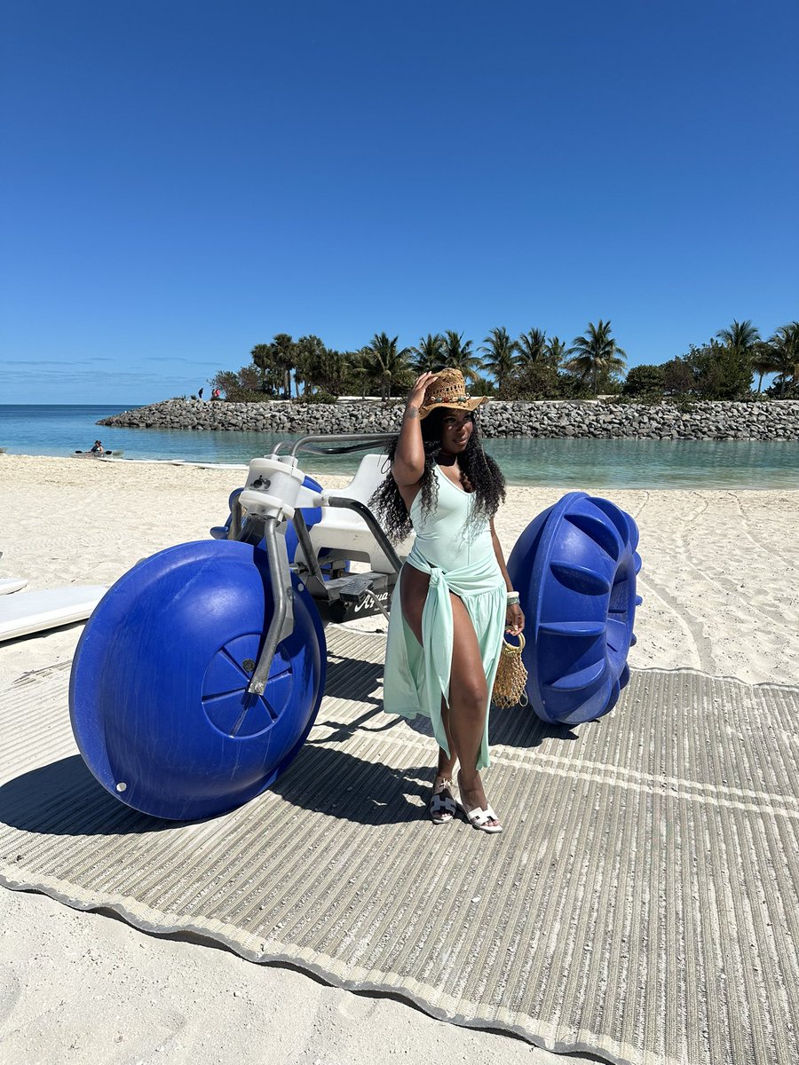 Shania ♡ tweet media