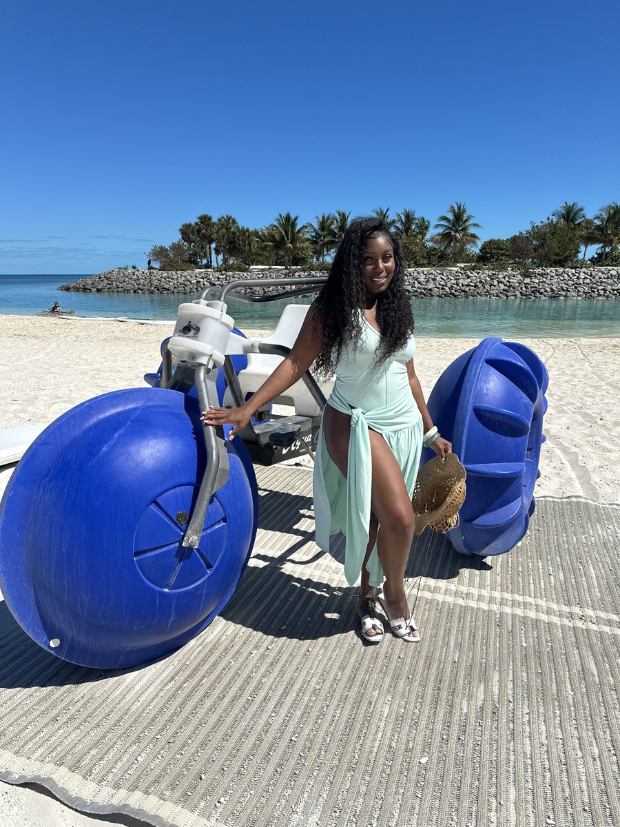 Shania ♡ tweet media