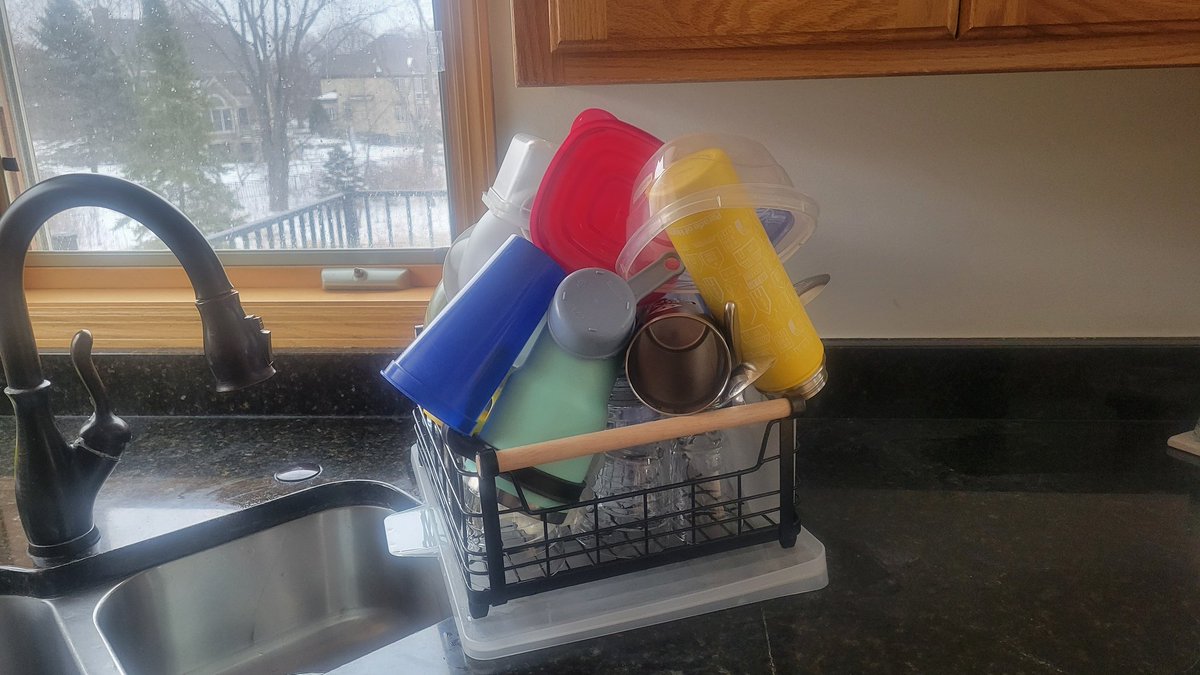 Dan Cole tweet media