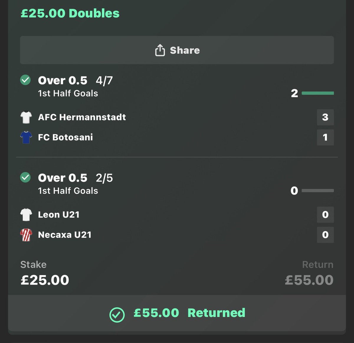 fun horse tweet media