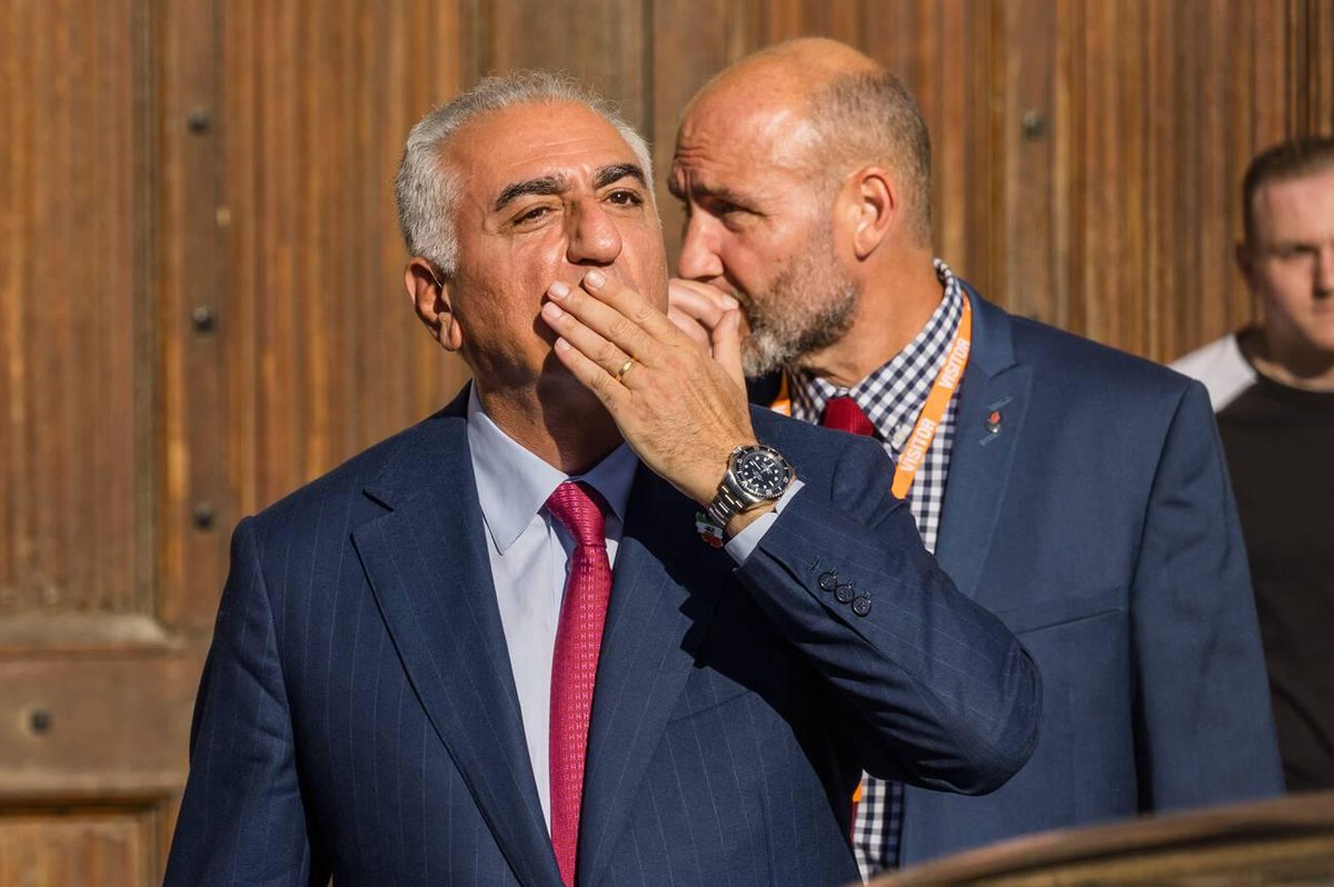 History In Pics tweet media