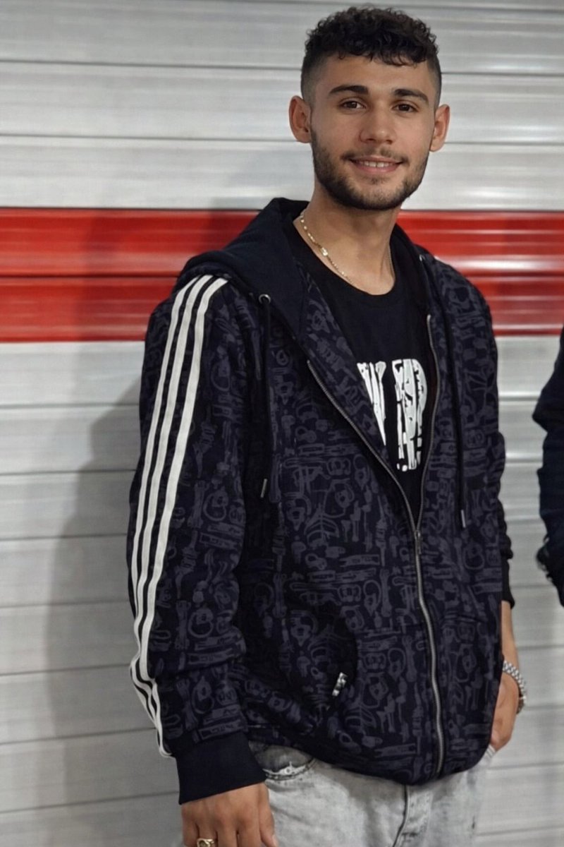 یزدان دادمهر tweet media