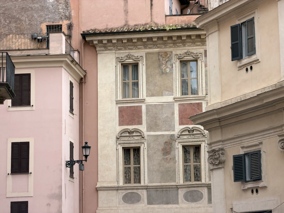 rly cool girl tweet media