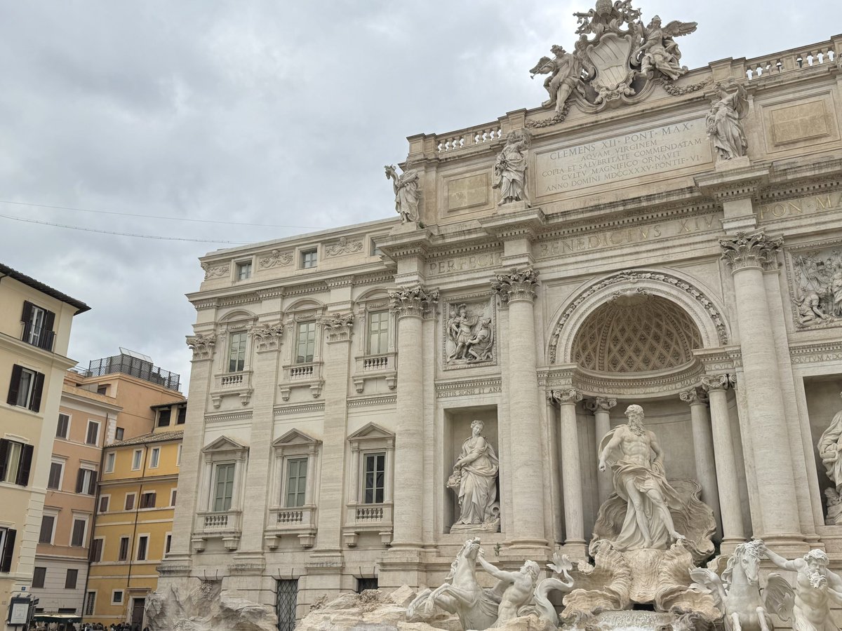 rly cool girl tweet media