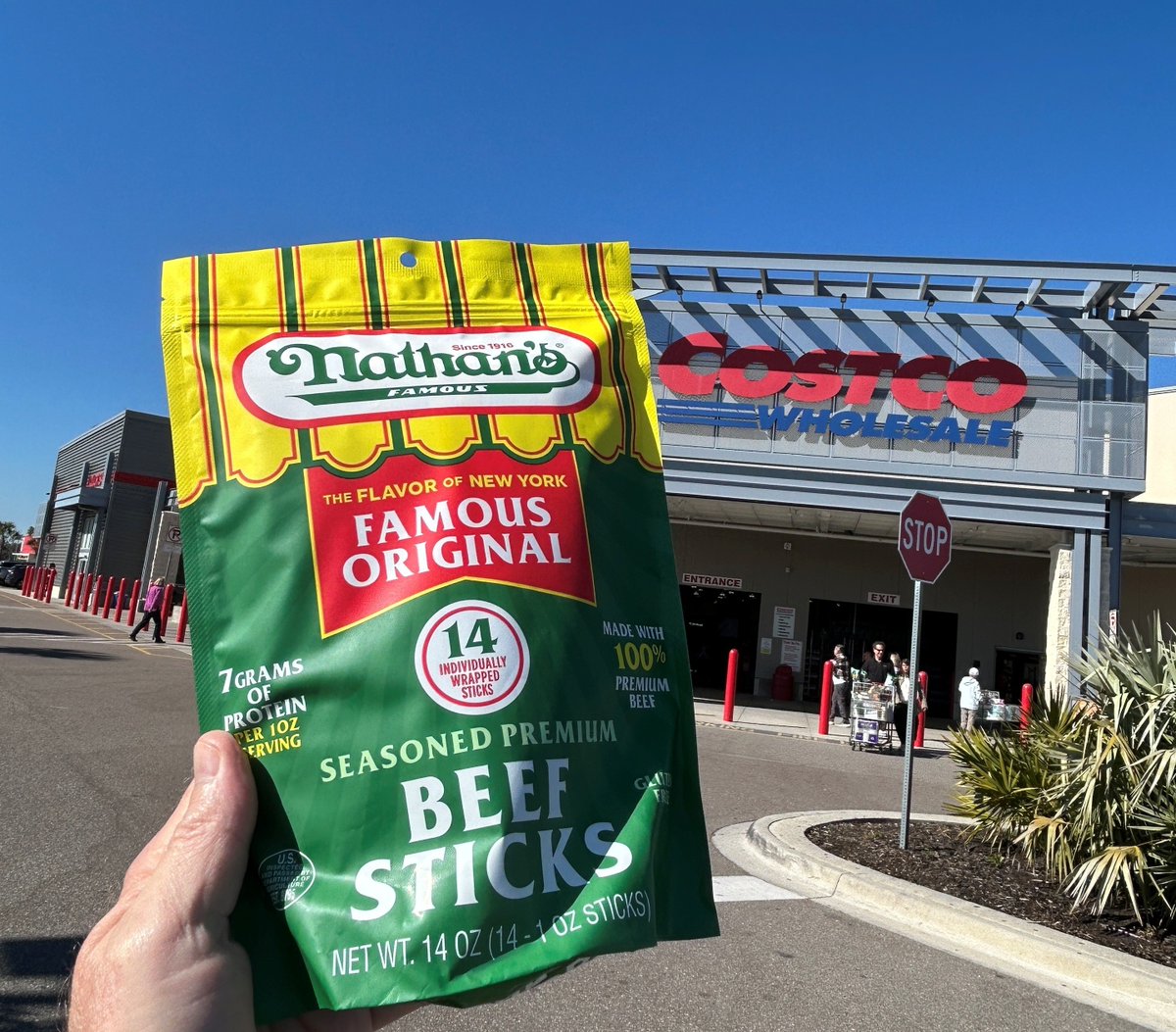 Nathan's Famous tweet media