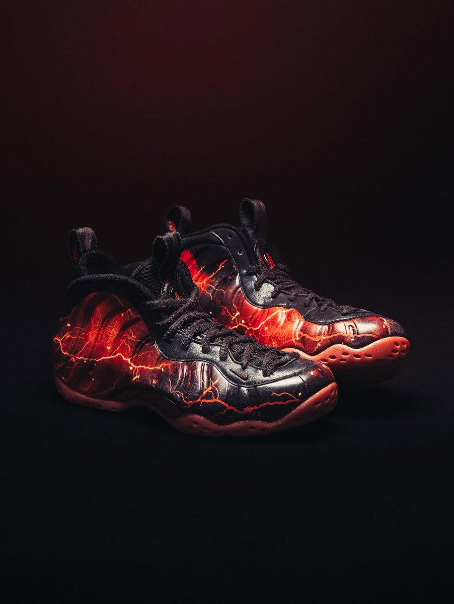 JustFreshKicks tweet media