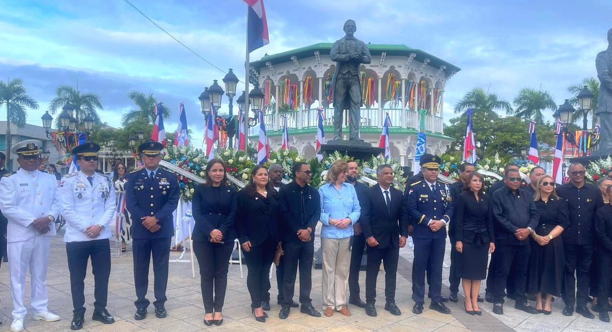 FiscaliaPP's tweet photo. En conmemoración del Día de la Independencia Nacional, nuestros fiscales participaron en los actos patrios celebrados en la provincia, reafirmando nuestro compromiso con la defensa de la legalidad, la justicia y los valores que dieron origen a nuestra República. https://t.co/oWAd86xQdF
