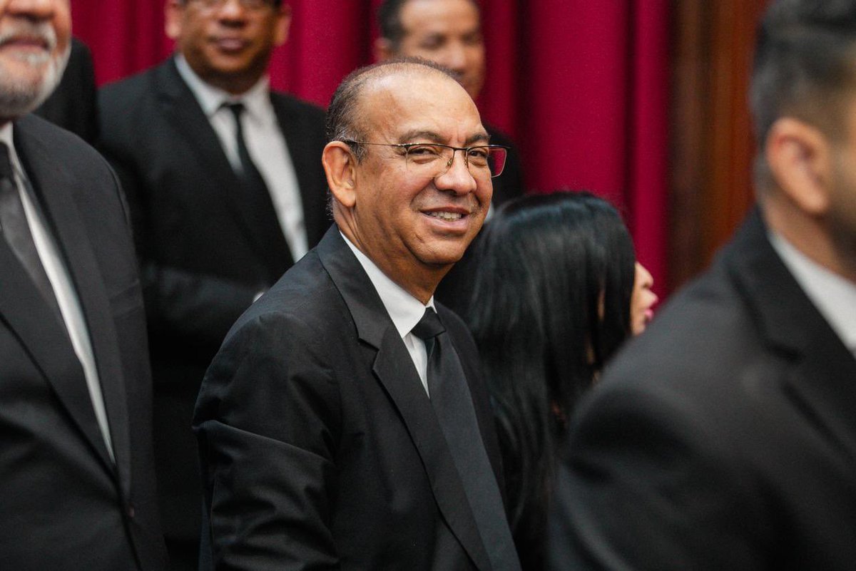 Deligne Ascención tweet media