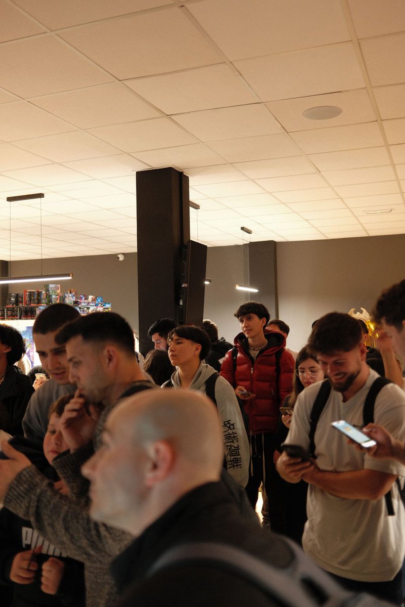 MansionMarkov's tweet photo. 30 Aniversario de Pokemon en Mansión Markov, buen rollo, emoción y premios. Muy orgullosos de la comunidad! @frikiruta https://t.co/MEupDZvMpz