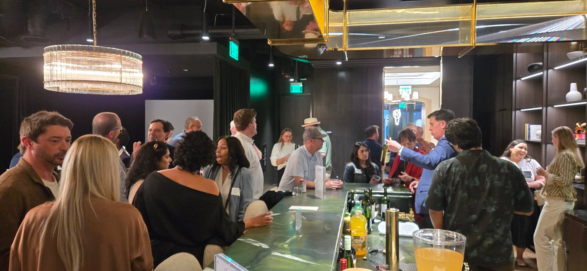 Austin friends: apply to the ATXelerator by March 2. With seven cohorts and 184 amazing alumni filtered throughout the Austin community, you'll learn so much about the city, have fun doing it, and make great friends. Apply <a href="/ATXelerator/">The ATXelerator</a>.org.