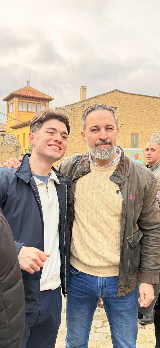 Rabian porque saben que <a href="/Santi_ABASCAL/">Santiago Abascal 🇪🇸</a> acabará siendo presidente de España.

Santiago y cierra, España.
