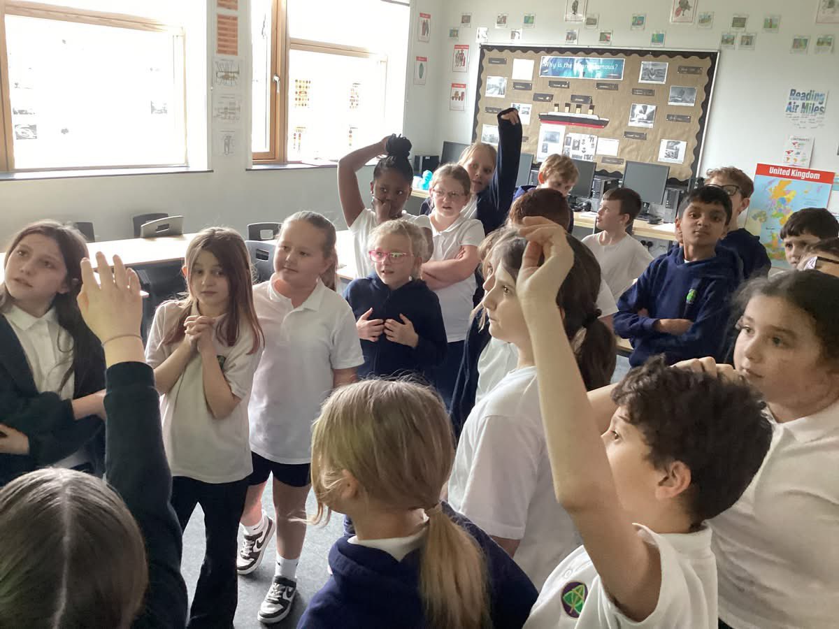 HolyTrinity3-16 tweet media