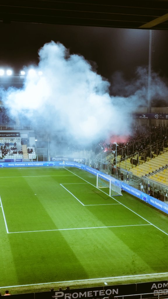 robpinna90's tweet photo. #ParmaCagliari https://t.co/VmslLR5Duw