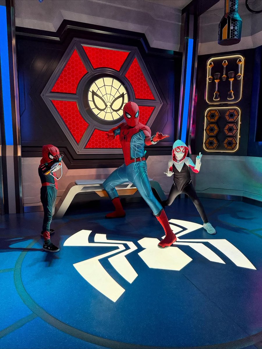 Disneyland Paris tweet media