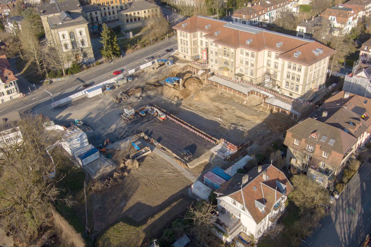 AlocoGmbh's tweet photo. Bei diesem Wetter muss der Fotograf doch einfach losziehen!
Die neuesten Bilder von der Baustelle der Volksschule Kirchenfeld in Bern sind online.
https://t.co/x29sF45tKQ https://t.co/B7i4OWg7Lj