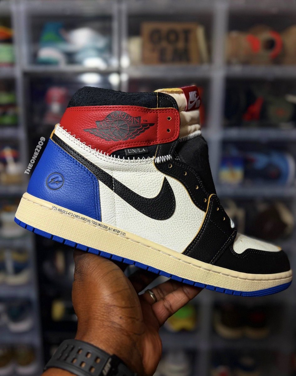 JsForWeeks's tweet photo. FIREโก๏ธ @SneakerAdmirals @key2ursole @snipernick32 @tiona_deniece @efiorentino31 @iAmTMCII @TheReal_JMillz_ @JDWhite112 @La3Life @_talkswithtj @snkr_twitr @natureboichuck @AuxGod_ @karidaniels @ad__sneaks @MrUnloved1s @SneakerVisionz @ComplexSneakers #UNIONLA #UNION #JORDAN https://t.co/CTLreVw0HA