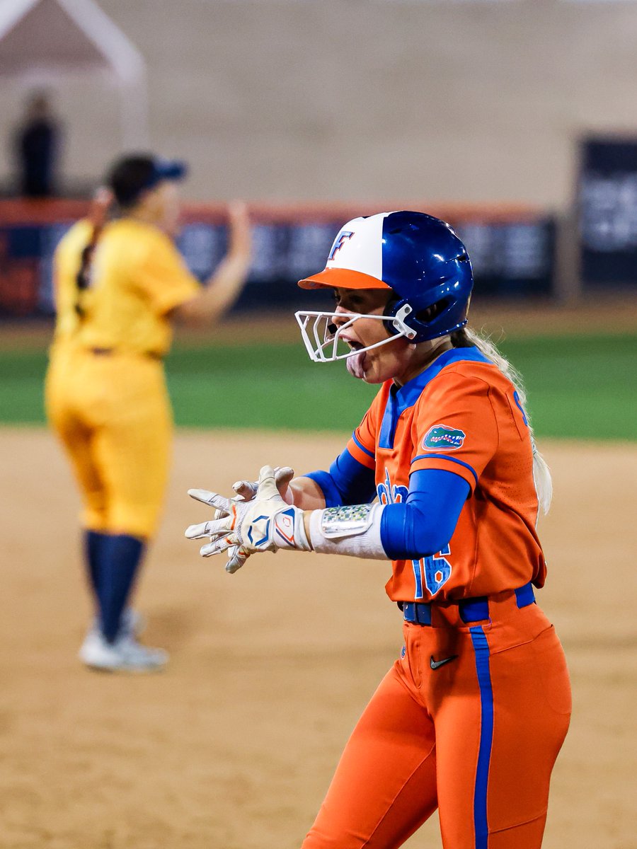 Gators Softball tweet media