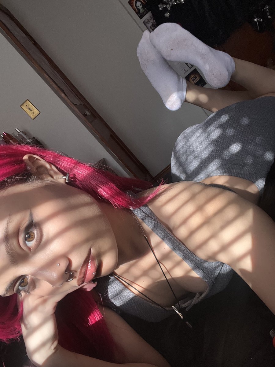 𝔇𝔞𝔷𝔷 ⋆˙⟡ 🎂 June 5th tweet media