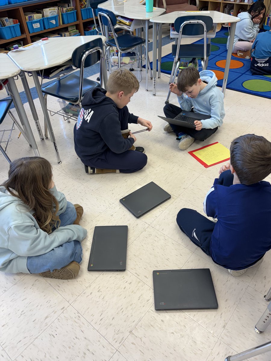 Hughes_Halloran244 tweet media