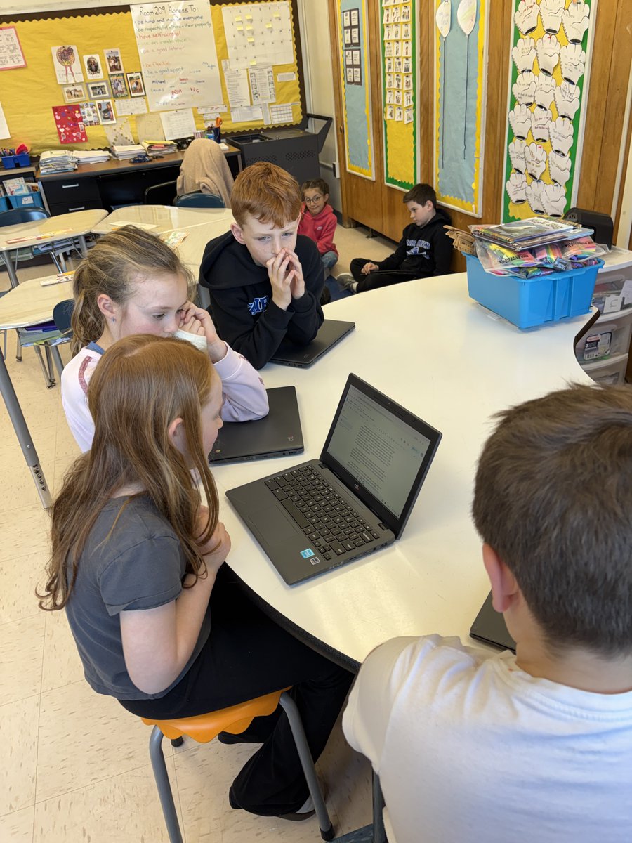 Hughes_Halloran244 tweet media